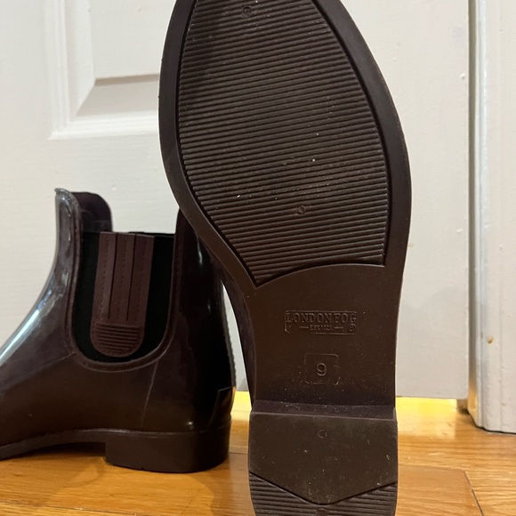 LONDON FOG - Chelsea Rain boot - Size 9 - Wine Colour - Picture 2 of 4